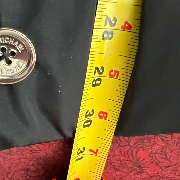 MICHAEL KORS BLACK HOODED DOWN FILLED PUFFER COAT with FLAW Sz. XS  NWT - Picture 5 of 10